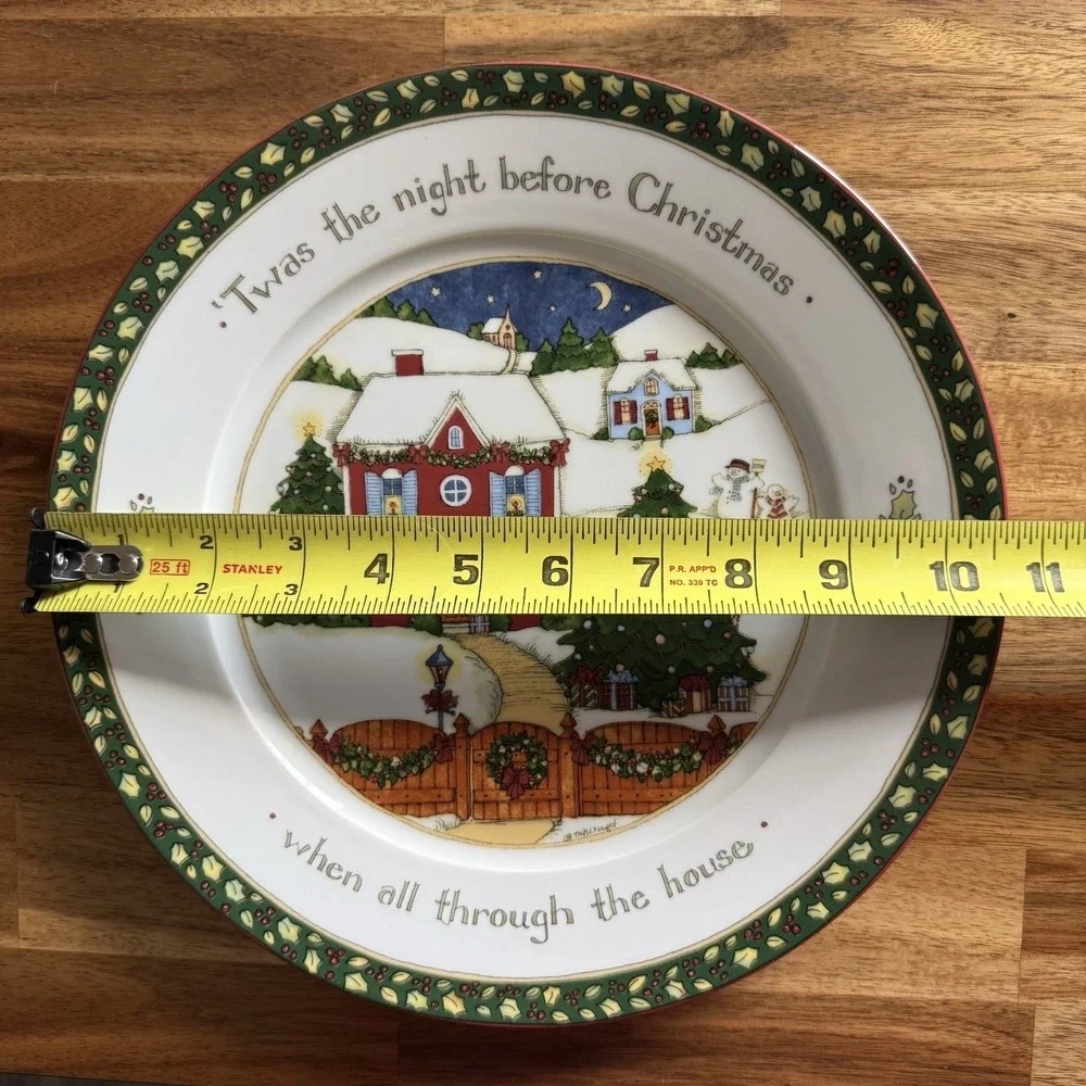 PORTMEIRION STUDIO 4-PC Susan Winget A CHRISTMAS STORY Dinner Plates Santa Claus